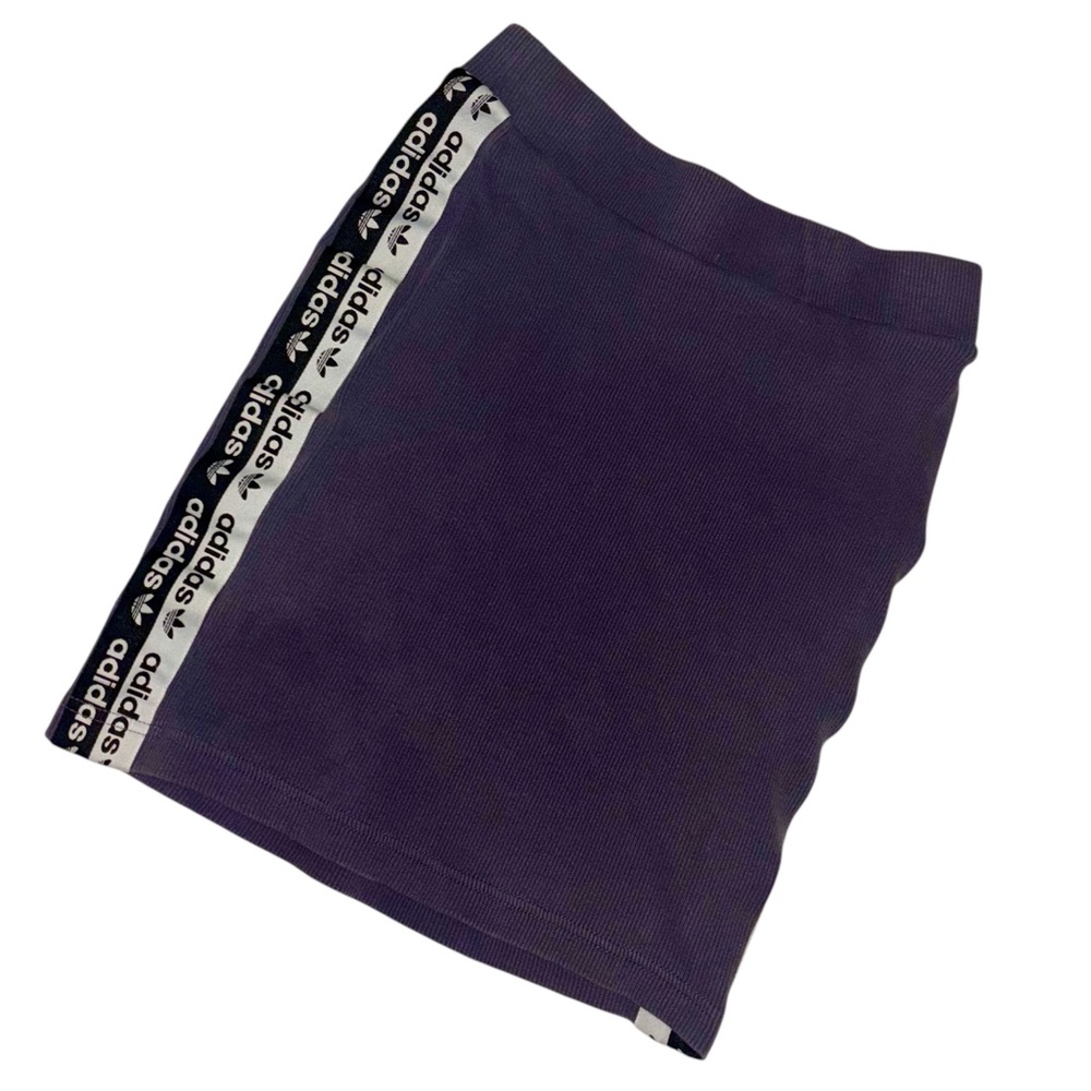 ✨$6 when bundled✨ Purple adidas bodycon pencil skirt 💜size small